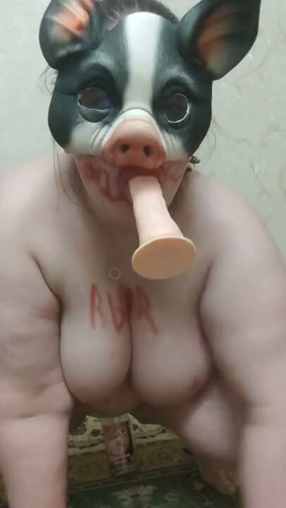 Watch Klaudia Bella pumas suck — 1:52:01 suck clip