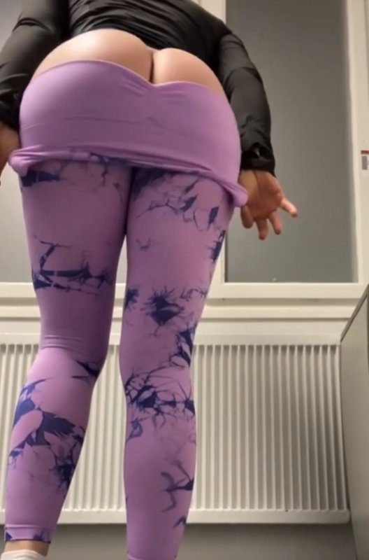 asian taking hugh cock